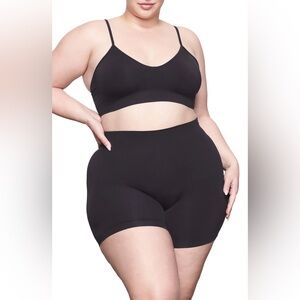 SKIMS Soft Smoothing Shorts